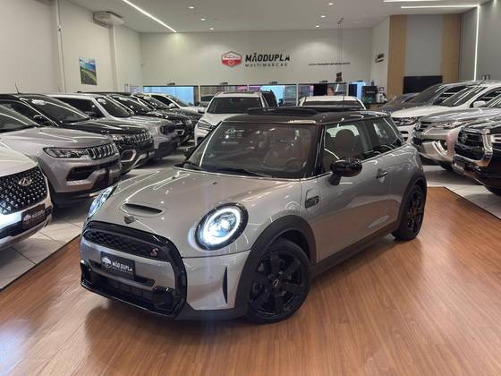 MINI COOPER 2.0 16V TWINPOWER GASOLINA S TOP 2P STEPTRONIC MINI COOPER 2.0 16V TWINPOWER GASOLINA S TOP 2P STEPTRONIC